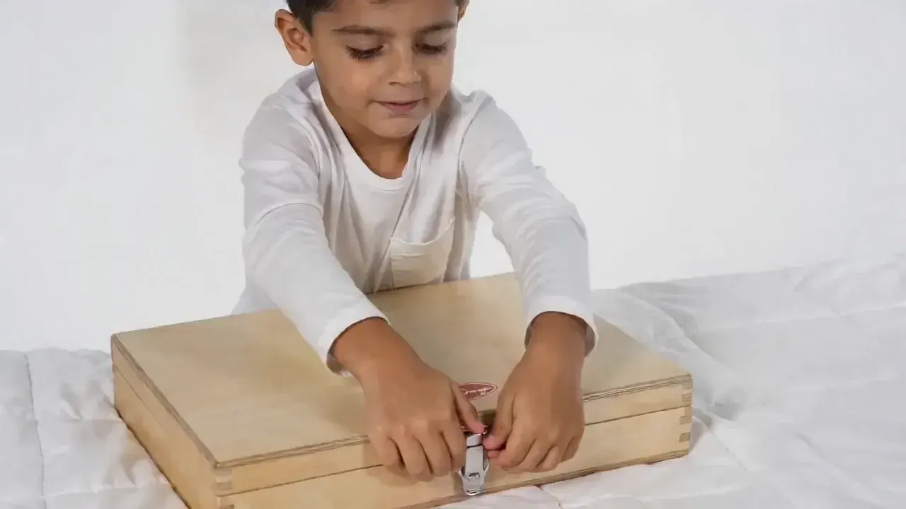 MiniMax H3 Motion Study 11: Portable Toy Unboxing
